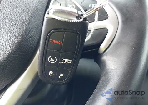 2014 Jeep Cherokee Trailhawk z USA, uszkodzony, nr VIN 1C4PJMBS4EW281449